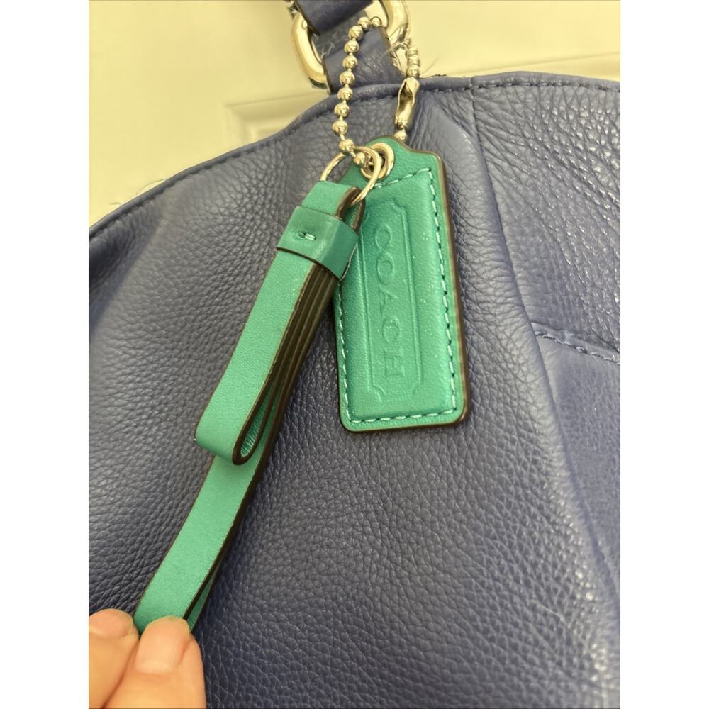 Coach Carrie Tote Blue Pebbled Leather Shoulder Bag F23284 green lining 2 handle - Picture 3 of 12